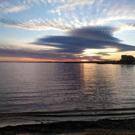 Daire Modern In With Terrace - 58 M² *